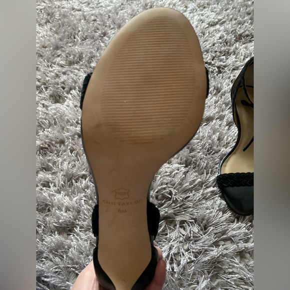 NWOT Ann Taylor ankle strap heeled sandals - Picture 4 of 7